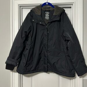 LL Bean Women's Winter Warmer Jacket Black 2X 271138 Hood Parka Water Resistant